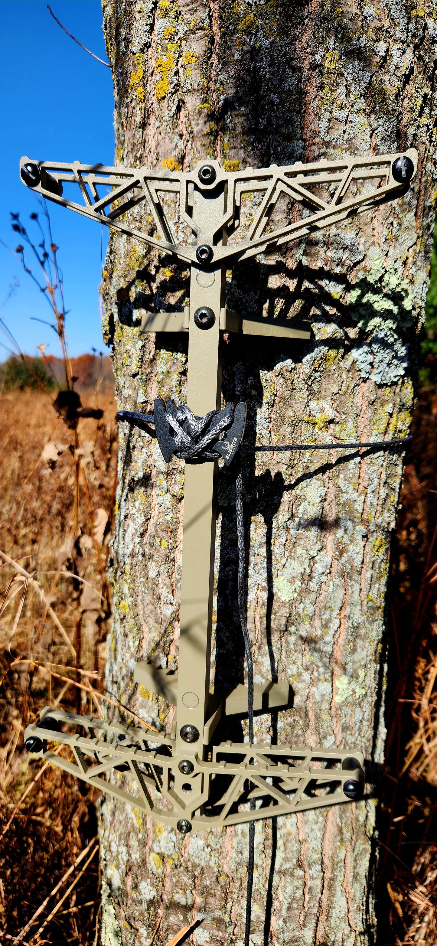Versa Loop n' Lock Climbing Stick Attachment Bracket