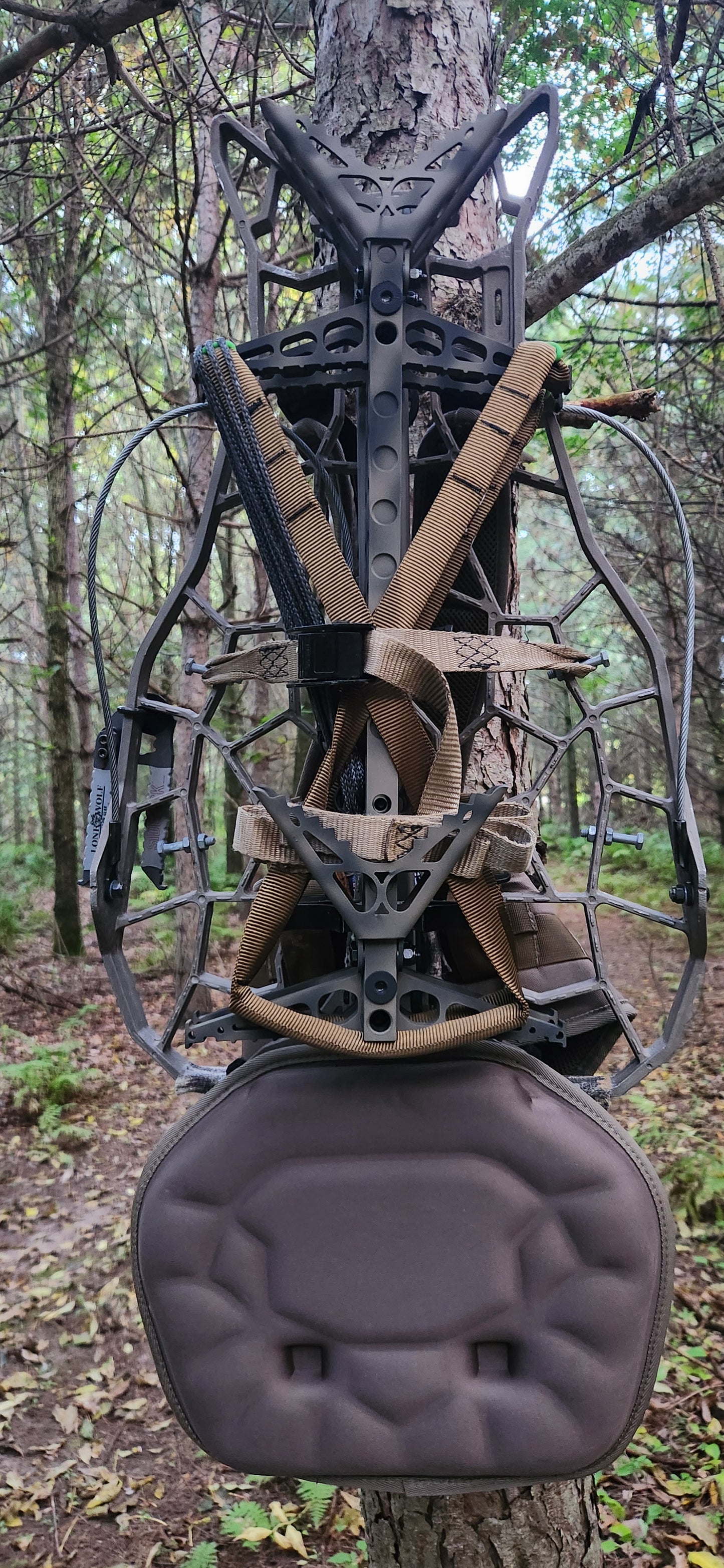 Shadow 16 Climbing Stick (comes standard with 1/8" x 8' Amsteel attachment rope.  Custom fit aiders sold separately)