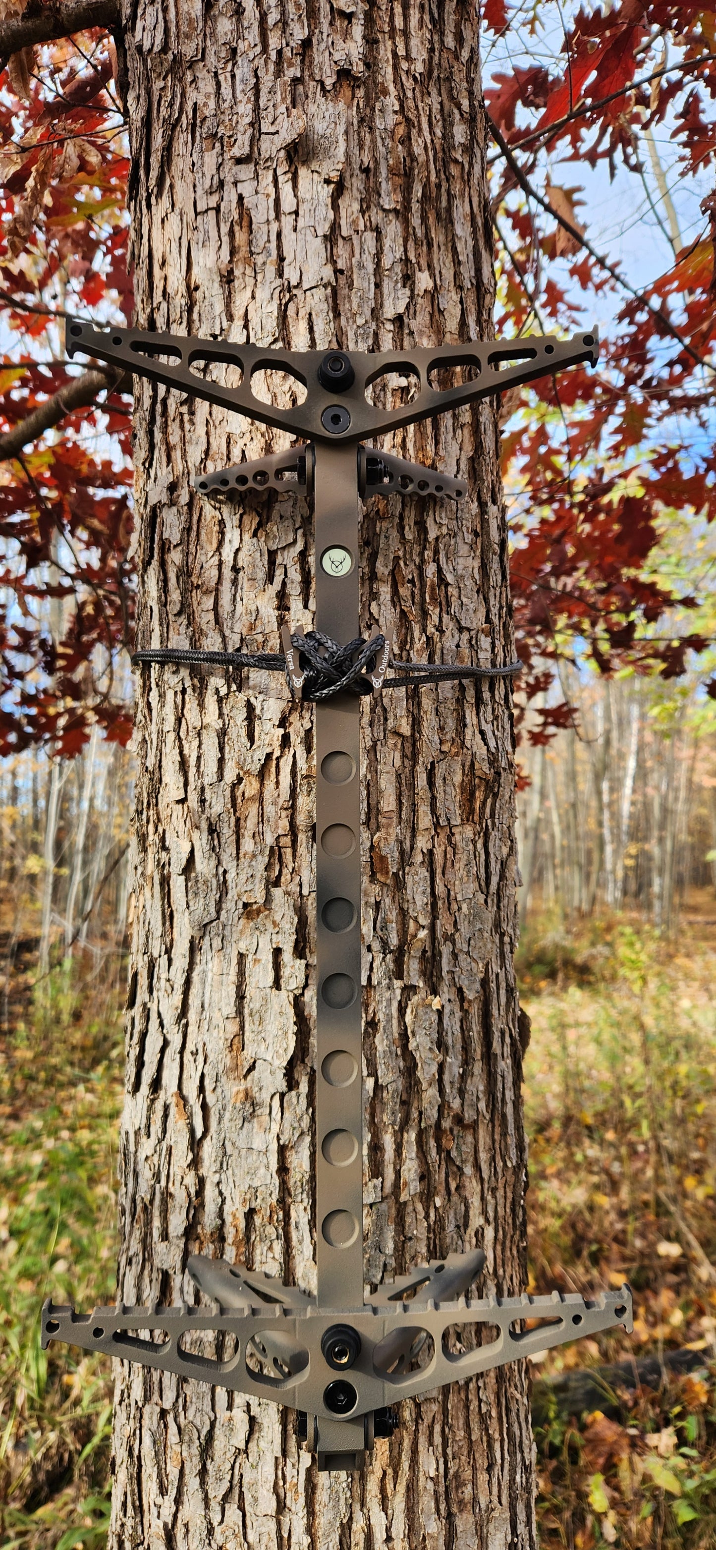 Shadow 16 Climbing Stick (comes standard with 1/8" x 8' Amsteel attachment rope.  Custom fit aiders sold separately)